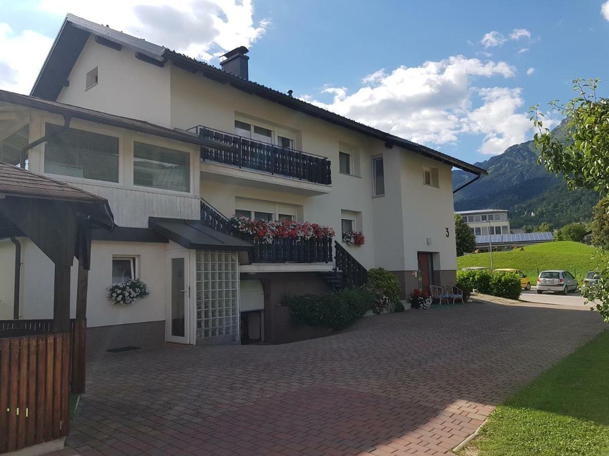 Apartment Lipar Preddvor Exterior photo